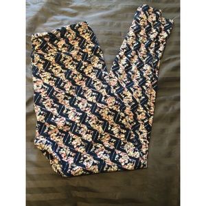 💫 LulaRoe Leggings 💫 Tall/Curvy 💫
